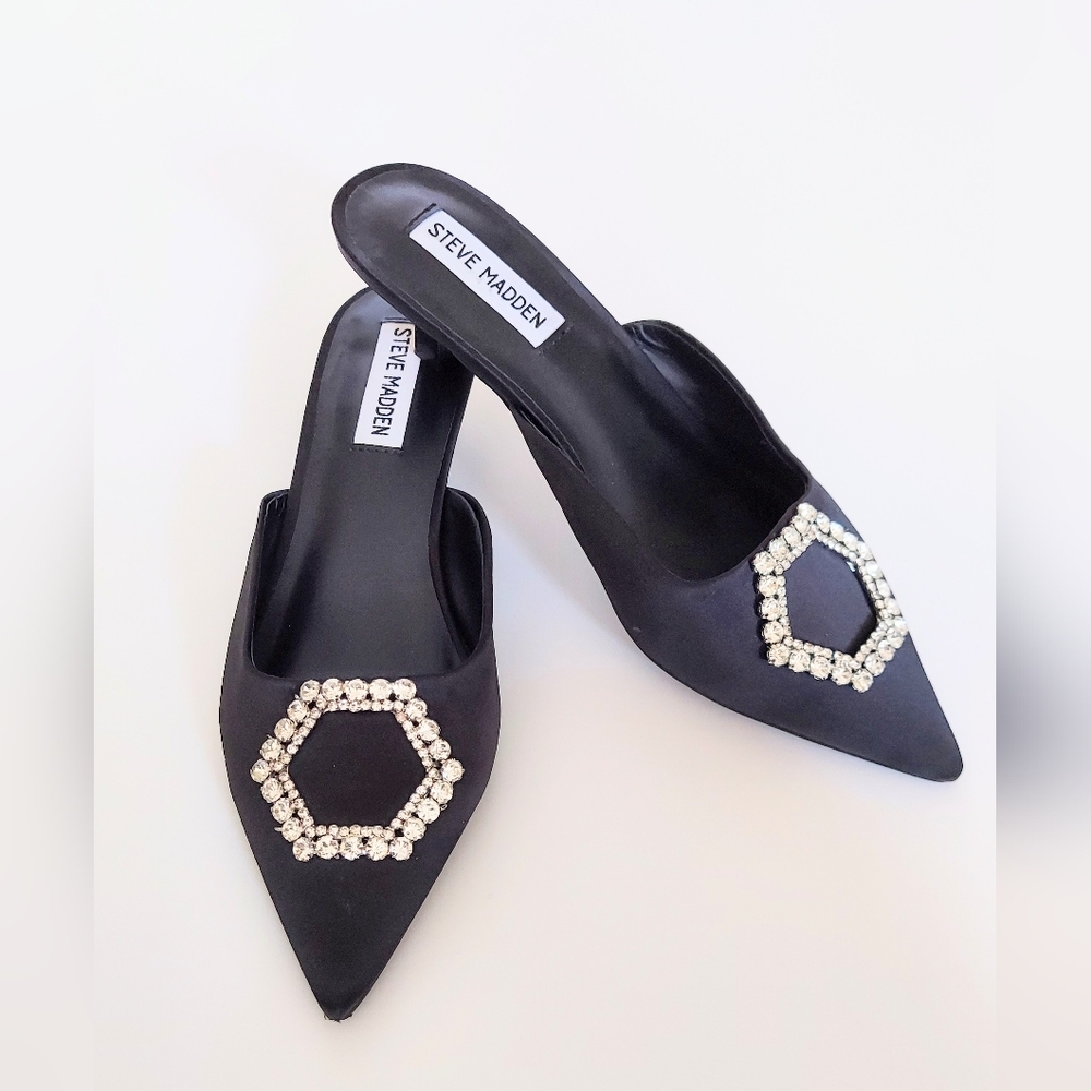 Steve Madden Black Kees Rhinestone Embellished Kitten Heels Size 7M